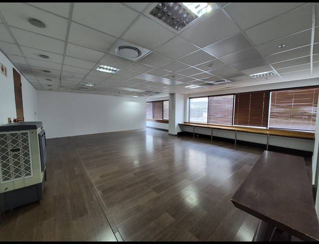 348M² OFFICE TO LET IN SANDTON CENTRAL